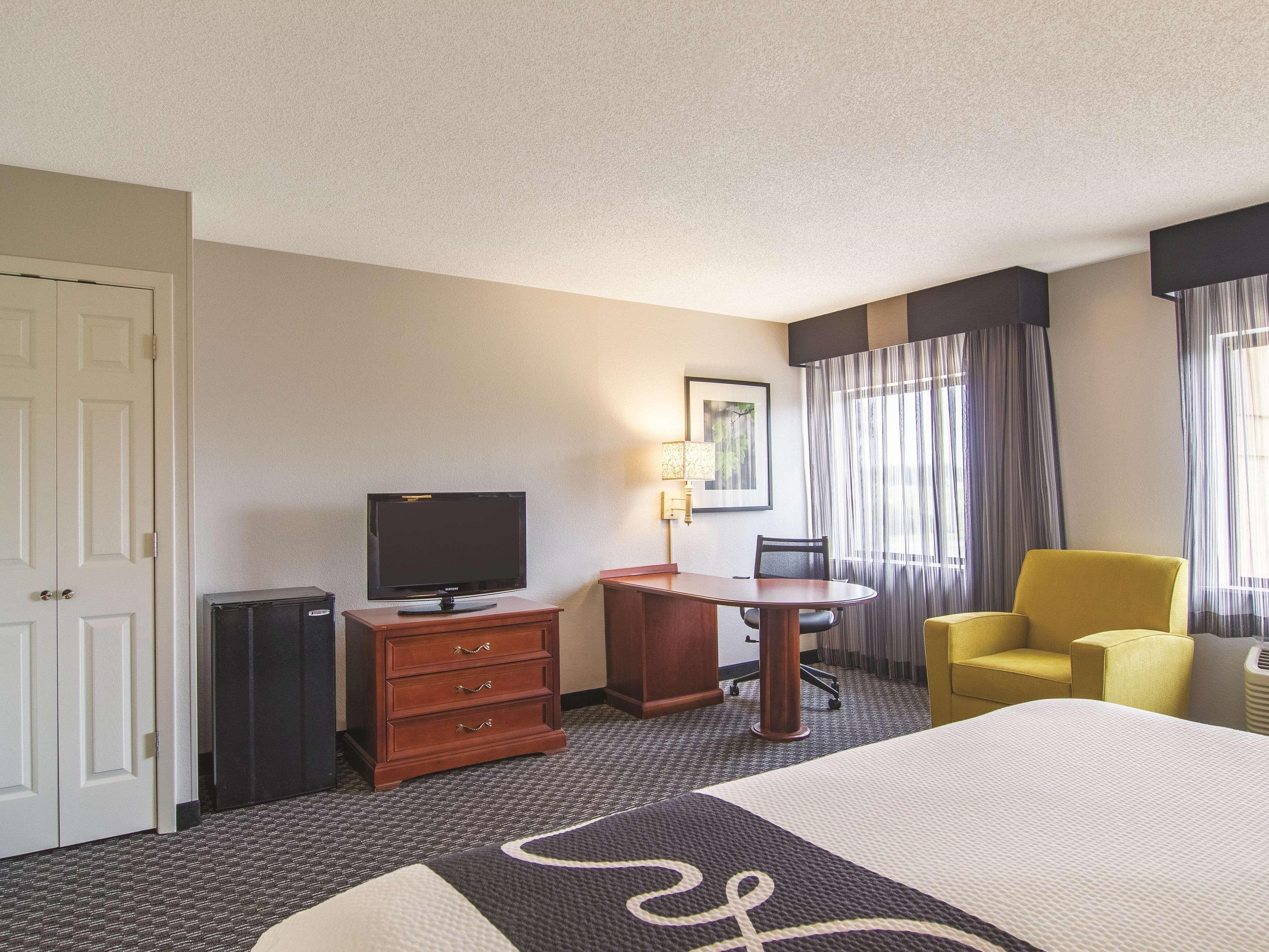 Hotel Wingate By Wyndham Brunswick Ga I-95 Exterior foto