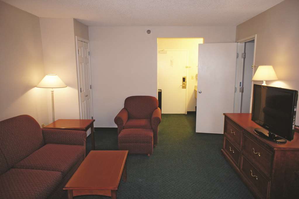 Hotel Wingate By Wyndham Brunswick Ga I-95 Habitación foto